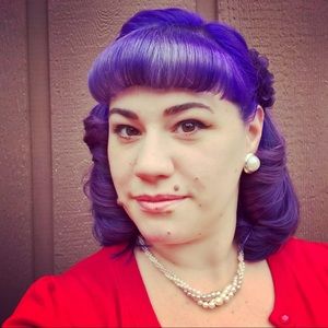 Meet your Posher, Mindy